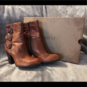 Leather Born Buckle Boots With Box